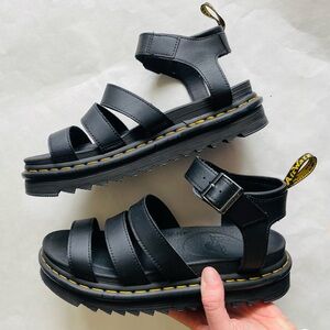 Dr. Martens Blaire Hydro Matte Leather Sandals Gladiator Platform 10 42